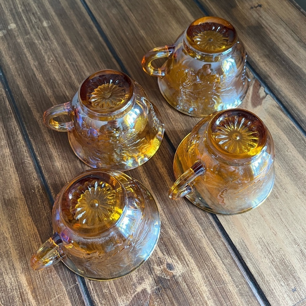 Vintage Indiana Carnival Glass Harvest Leaf Teacups - Set of 4 - Picture 3 of 4